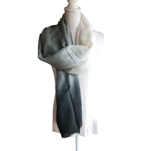 Cushnie CarlyGradient Gray Ombre Scarf - Picture 2 of 4